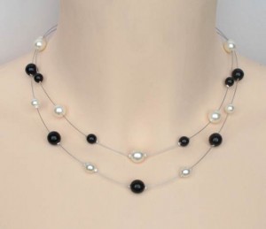 Collier mariage blanc cassé et noir Blog BeaBijoux