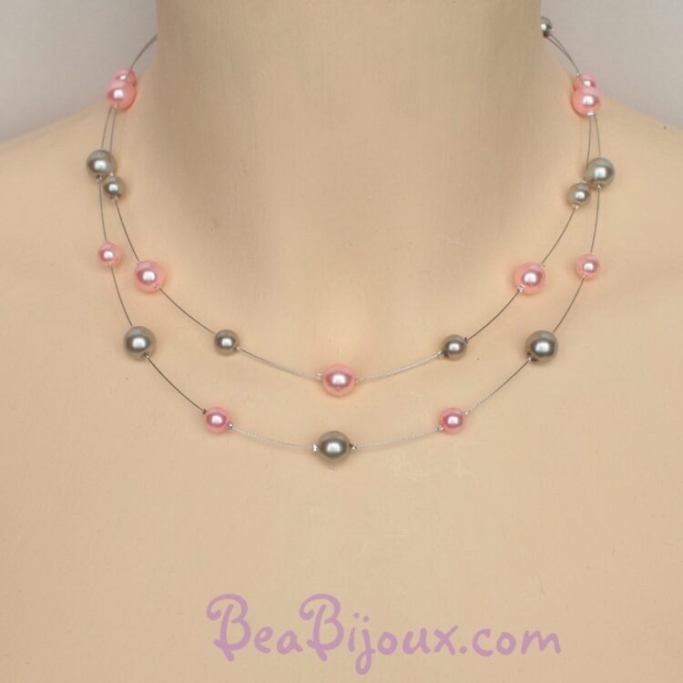 Collier de mariage double rang CO1168A avec perles nacrées rose pâle et gris argenté sur fil câblé.