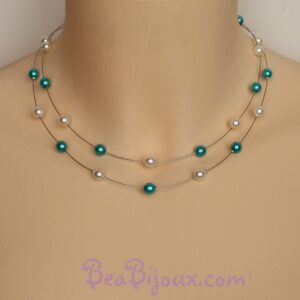 Collier de mariage double rang CO1168A perles nacrées blanches et bleu turquoise sur fil câblé argenté.