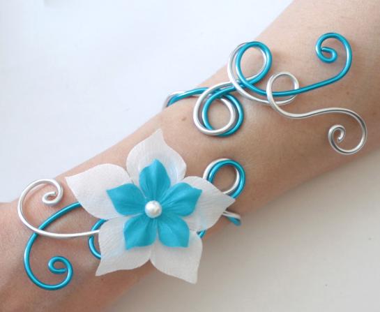 Bracelet mariage blanc bleu turquoise argent fleur