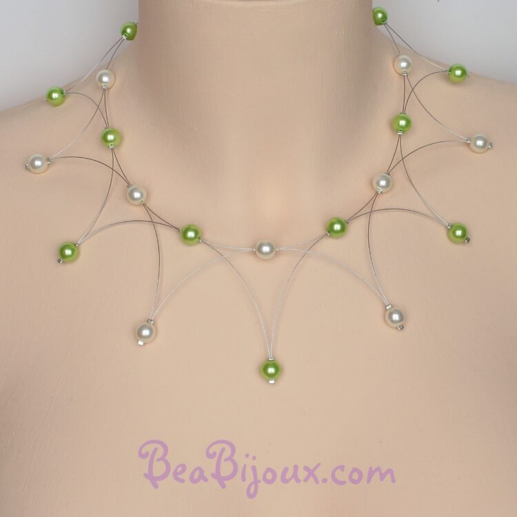 Collier de mariage cascade en corolle CO1236A perles nacrées blanc et vert anis.