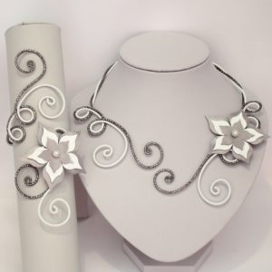 Bijoux mariage fleur blanc gris
