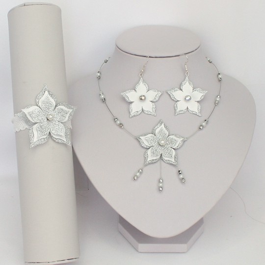Parure bijoux mariage fleur blanc argent