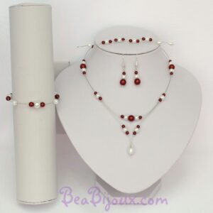 Parure de mariage complète CO1201A blanc et bordeaux avec collier, bracelet, boucles d'oreilles et bijou de dos.