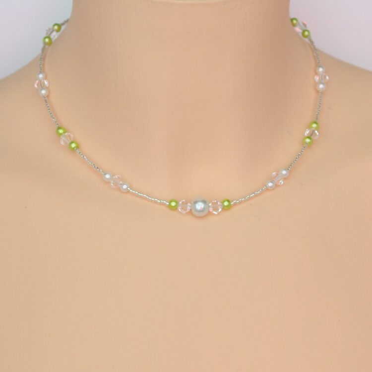 Collier de mariage personnalisé blanc et vert anis en perles de verre et perles Miyuki.