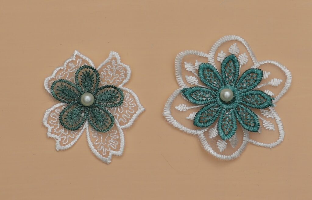 Premier essai fleur dentelle vert forêt