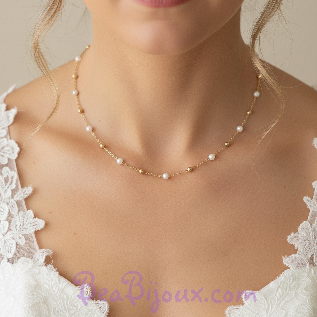 Collier de mariée chaine billes dorées et perles nacrées blanches