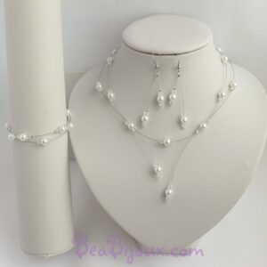 Parure mariage perles blanches et cristal PA1267A sur buste clair